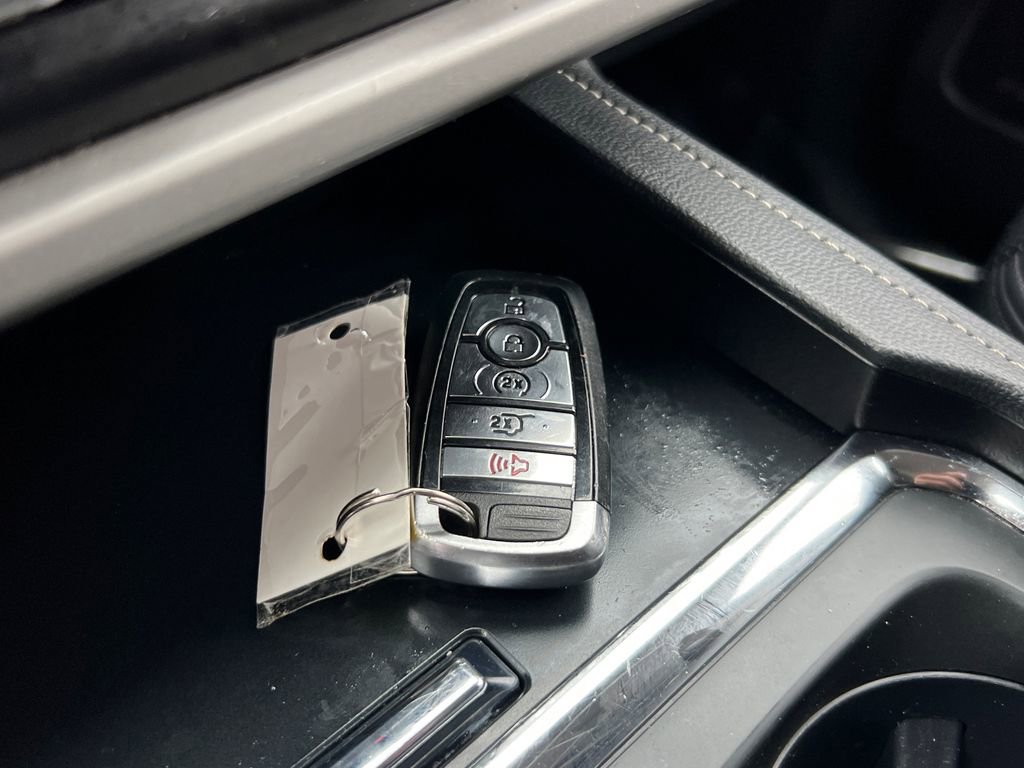 Used 2024 Ford Expedition Max XLT image 29