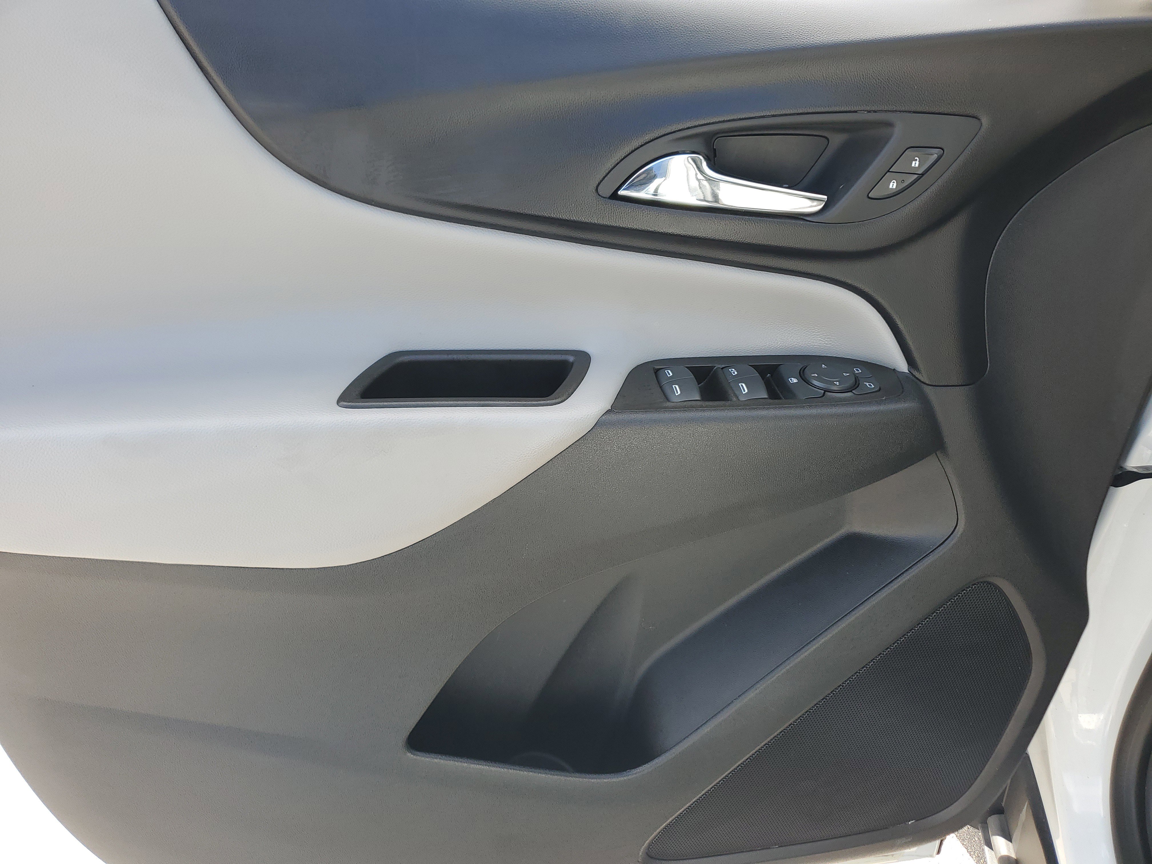 Used 2023 Chevrolet Equinox LT image 26