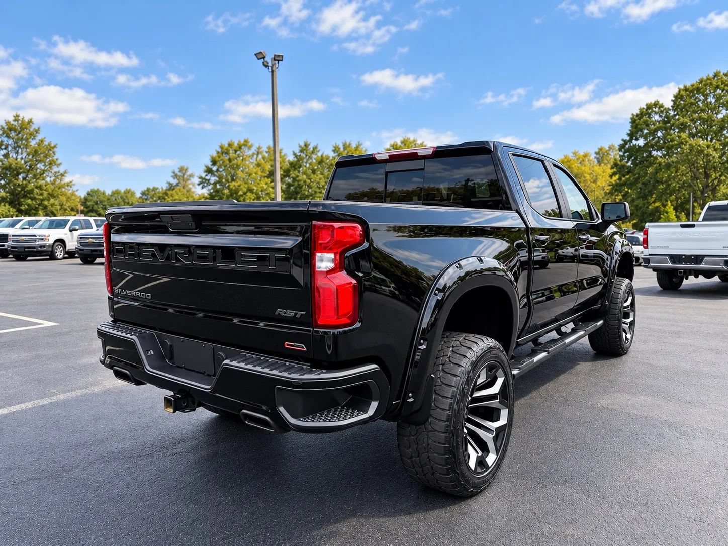 Used 2020 Chevrolet Silverado 1500 RST AWD/4WD image 5