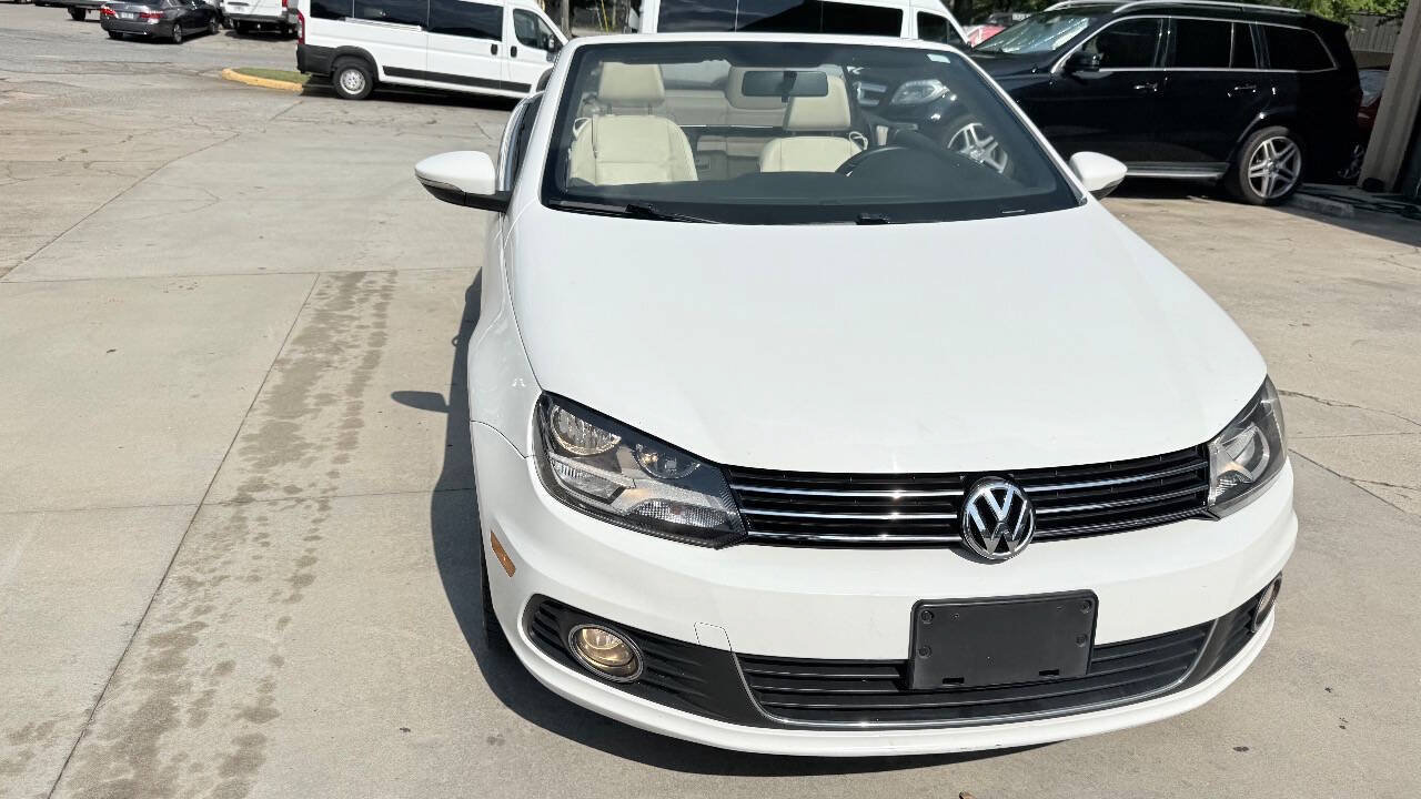 Used 2012 Volkswagen Eos Komfort FWD image 11