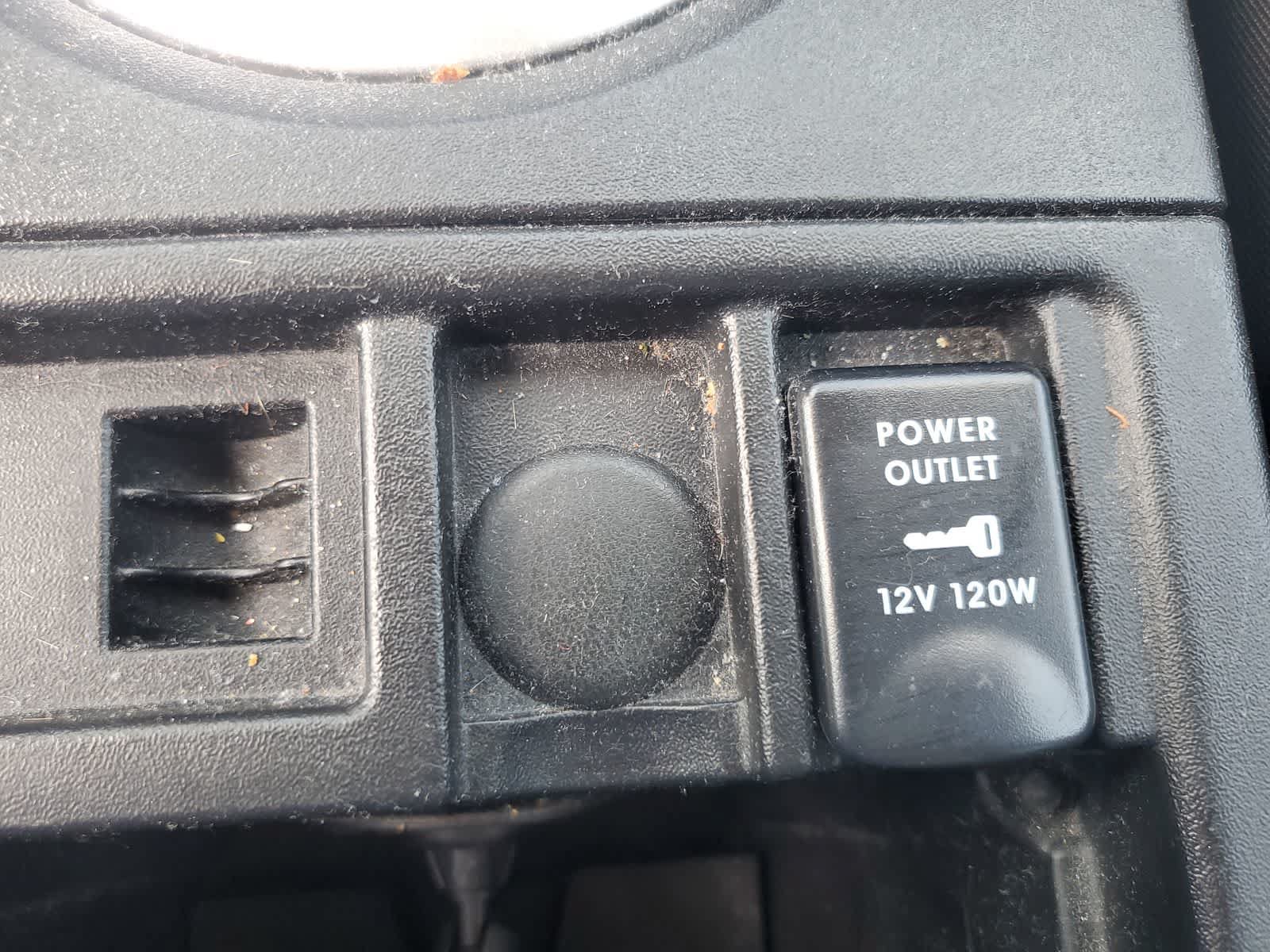Used 2008 Mitsubishi Endeavor LS FWD image 22