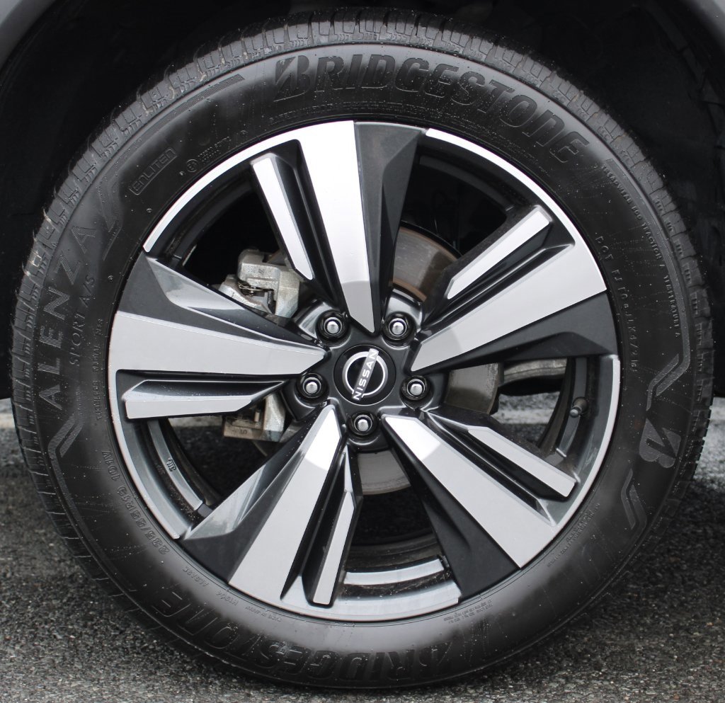 Certified 2022 Nissan Rogue Platinum w/ Head-Up Display Package image 10