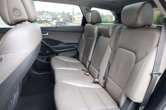 Used 2017 Hyundai Santa Fe FWD w/ SE Ultimate Tech Package 03 image 23