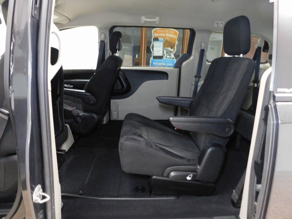 Used 2011 Dodge Grand Caravan SXT image 53
