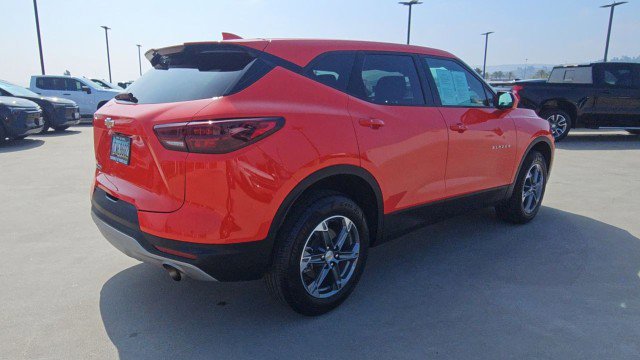 Used 2025 Chevrolet Blazer LT FWD image 8