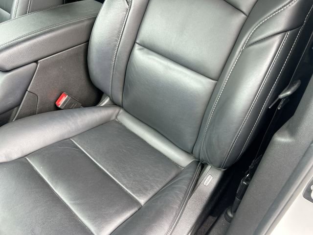 Used 2023 Cadillac XT4 Luxury w/ Cold Weather Package image 15