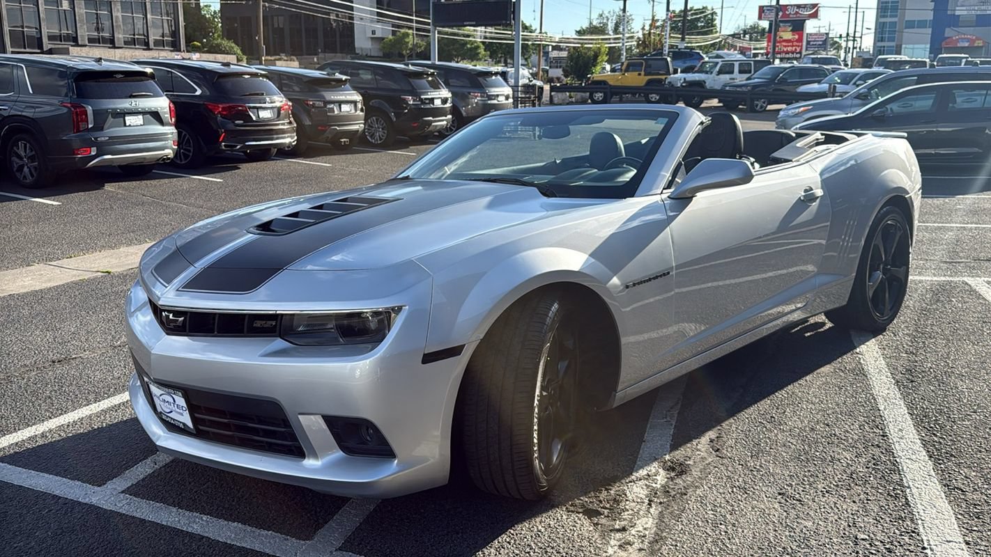 Used 2015 Chevrolet Camaro SS w/ RS Package RWD image 15