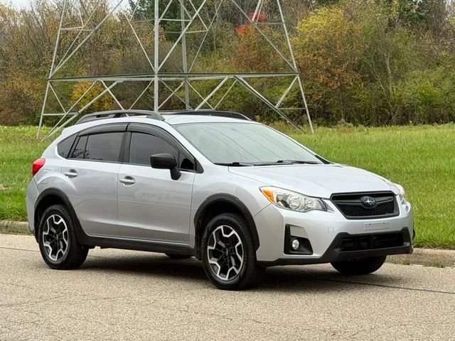 Used 2016 Subaru Crosstrek 2.0i Premium AWD/4WD image 2