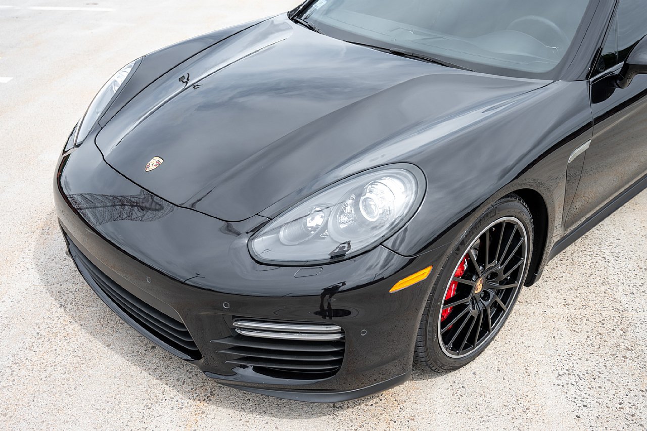 Used 2015 Porsche Panamera GTS AWD/4WD image 12