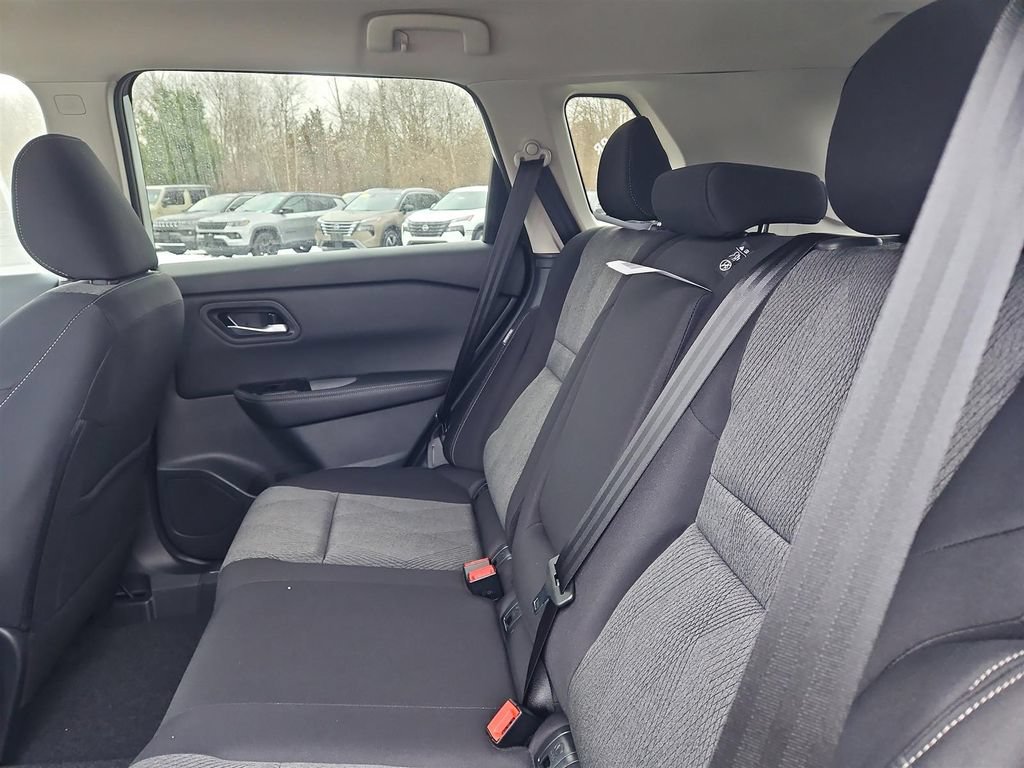 New 2026 Nissan Rogue SV w/ Cold Weather Package AWD/4WD image 17