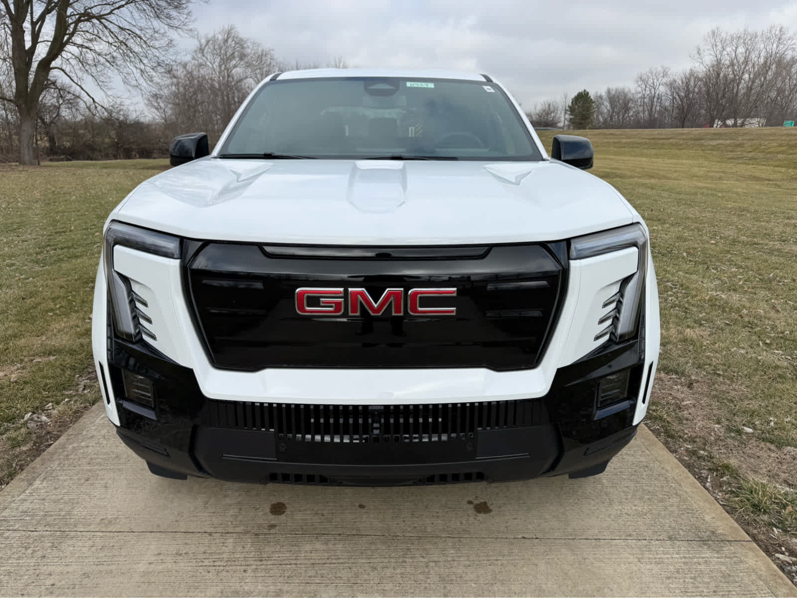 New 2026 GMC Sierra EV Elevation AWD/4WD image 9