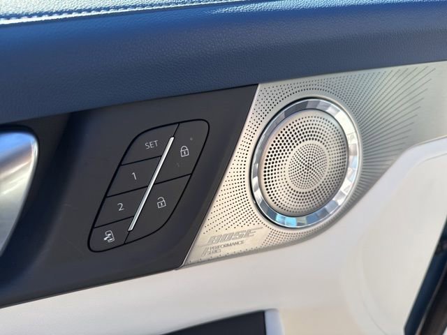 New 2026 Buick Enclave Avenir w/ Super Cruise Package AWD/4WD image 11