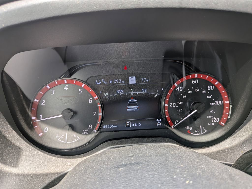 Used 2024 Nissan Titan PRO-4X w/ Pro-4x Utility Package AWD/4WD image 20