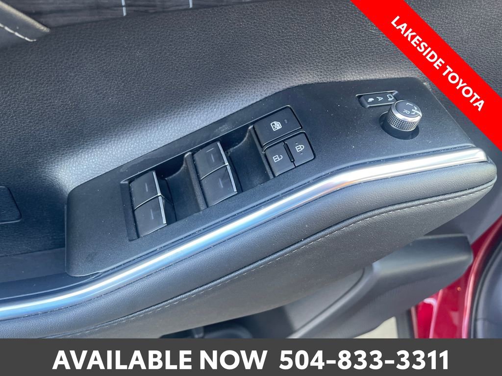 Certified 2025 Toyota Highlander Limited image 26