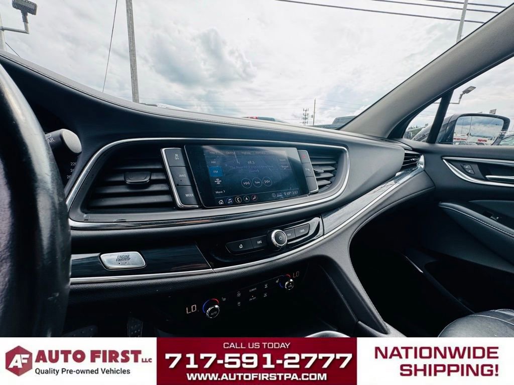 Used 2021 Buick Enclave Essence image 11