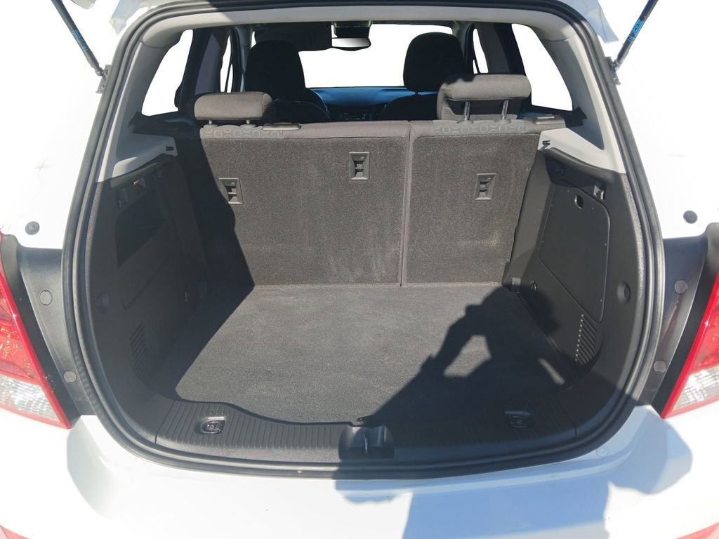 Used 2017 Chevrolet Trax LS image 19