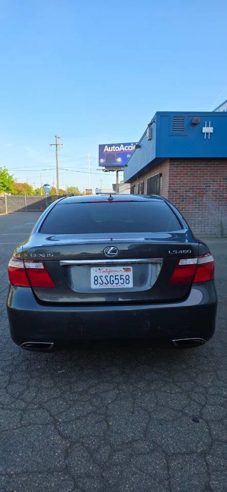 Used 2009 Lexus LS 460 RWD image 5