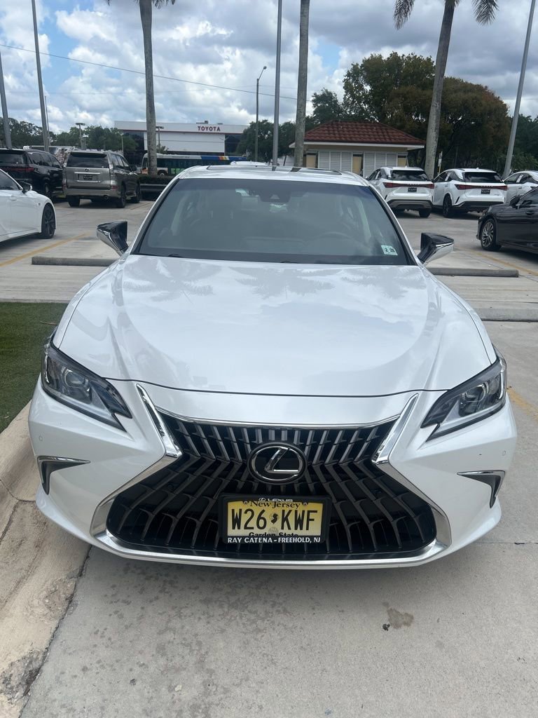 Used 2023 Lexus ES 350 w/ Premium Package FWD image 1