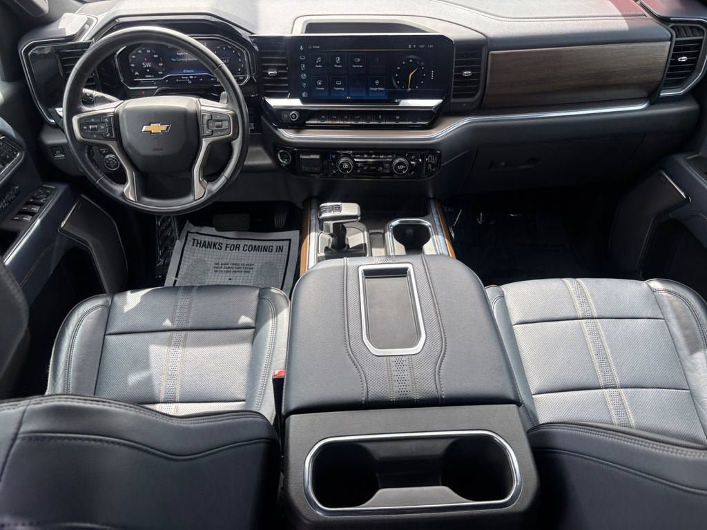Certified 2022 Chevrolet Silverado 1500 High Country w/ Technology Package AWD/4WD image 12