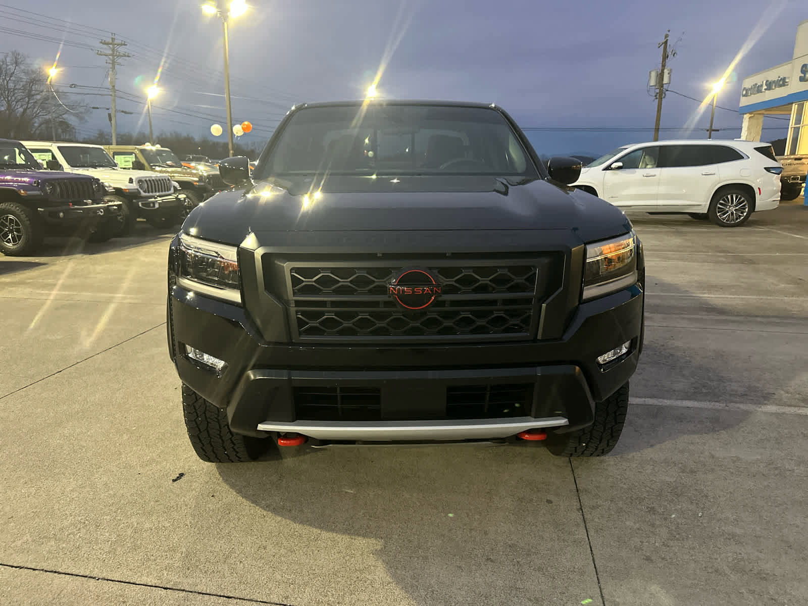 Used 2024 Nissan Frontier PRO-4X w/ Technology Package image 3