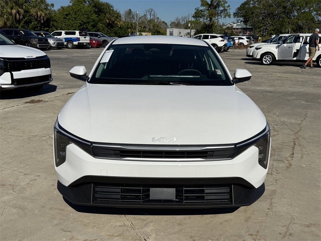 New 2025 Kia K4 LXS image 9