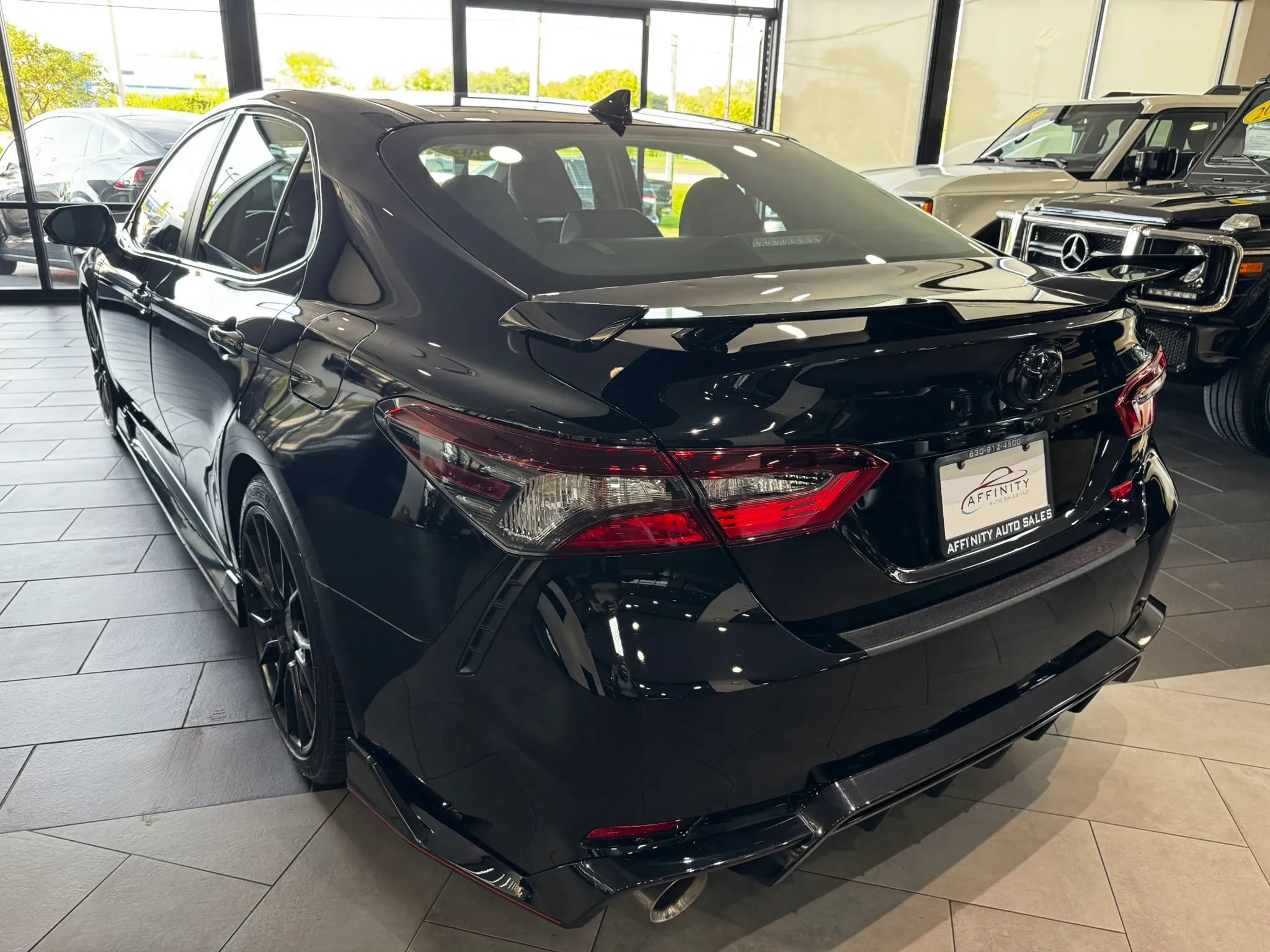 Used 2022 Toyota Camry TRD w/ TRD Package w/JBL Audio FWD image 3