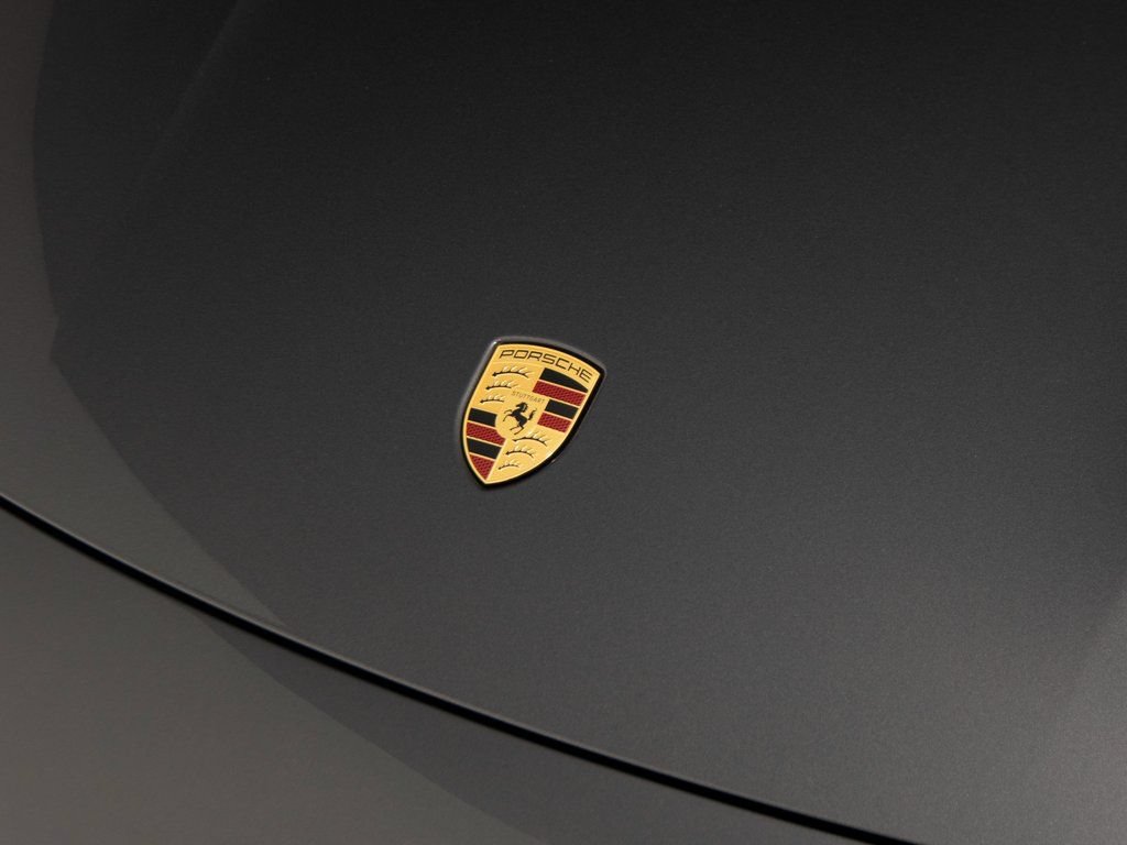 New 2026 Porsche Taycan 4S AWD/4WD image 34