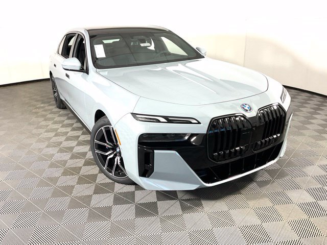 Used 2025 BMW 750e xDrive AWD/4WD image 47