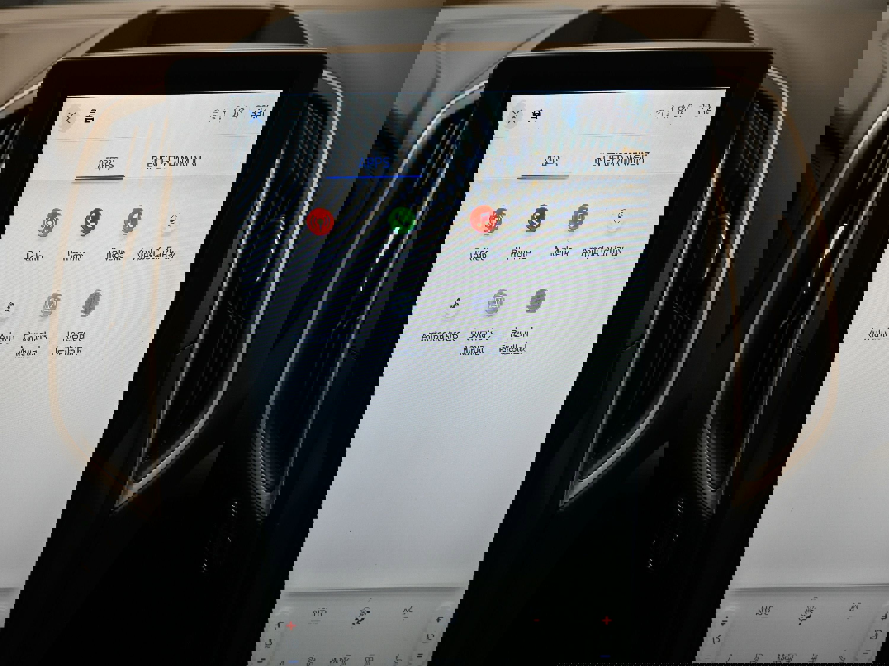 Used 2023 Ford Edge SEL image 12