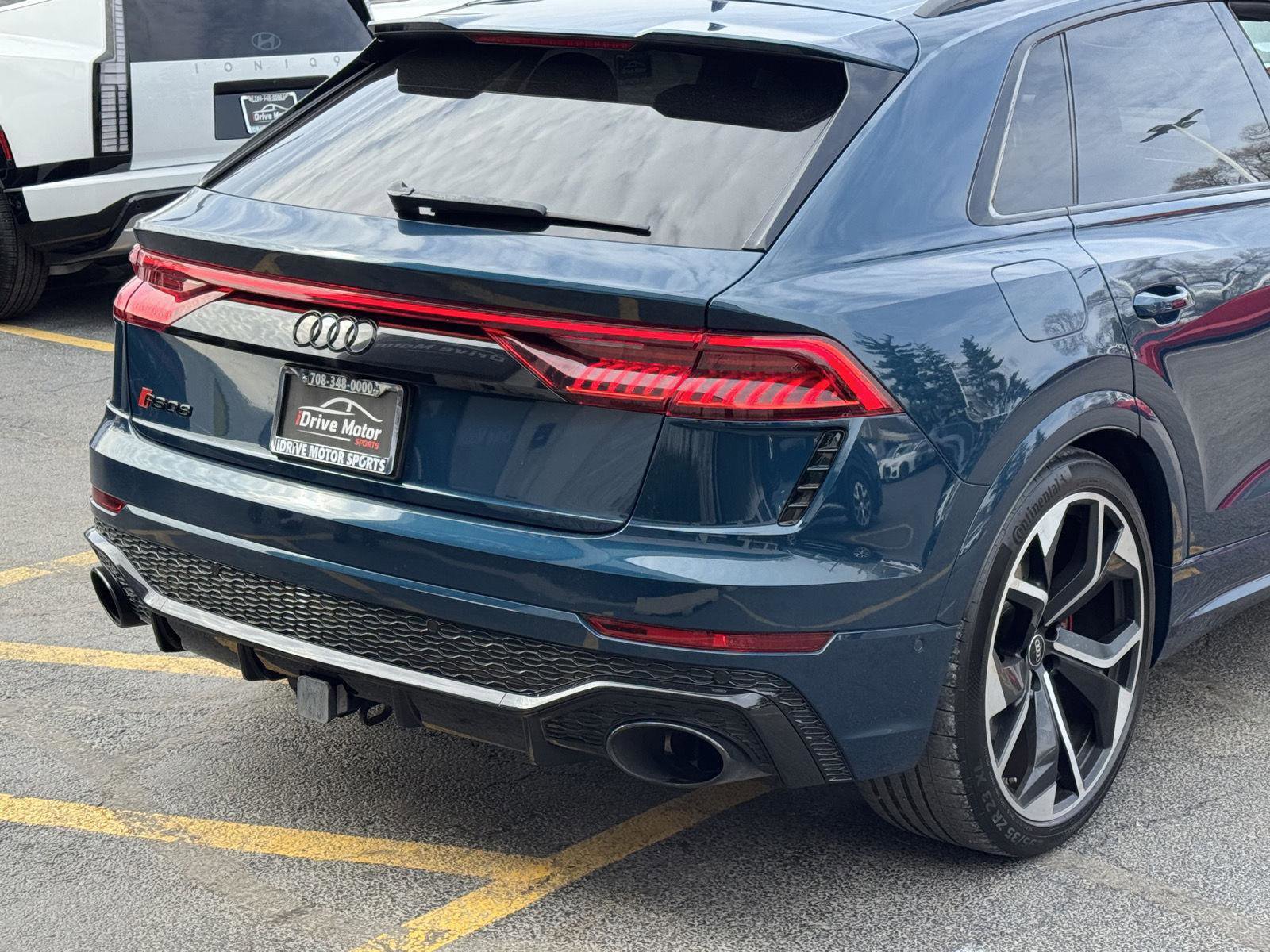 Used 2021 Audi RS Q8 w/ Black Optic Package image 18