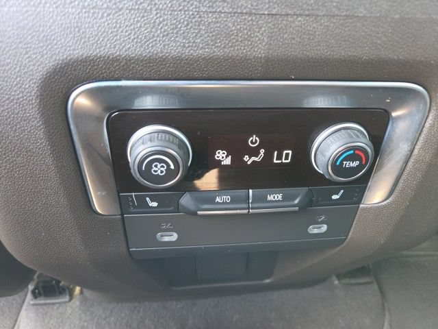 Used 2023 Chevrolet Tahoe LT w/ Luxury Package AWD/4WD image 17