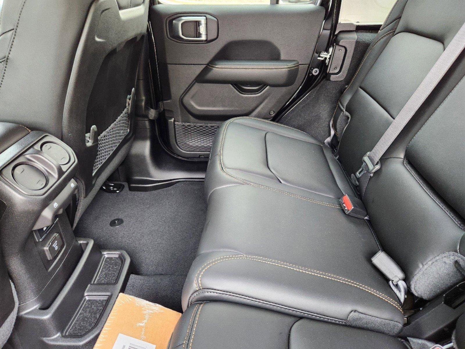 New 2024 Jeep Wrangler Unlimited Rubicon 392 image 14