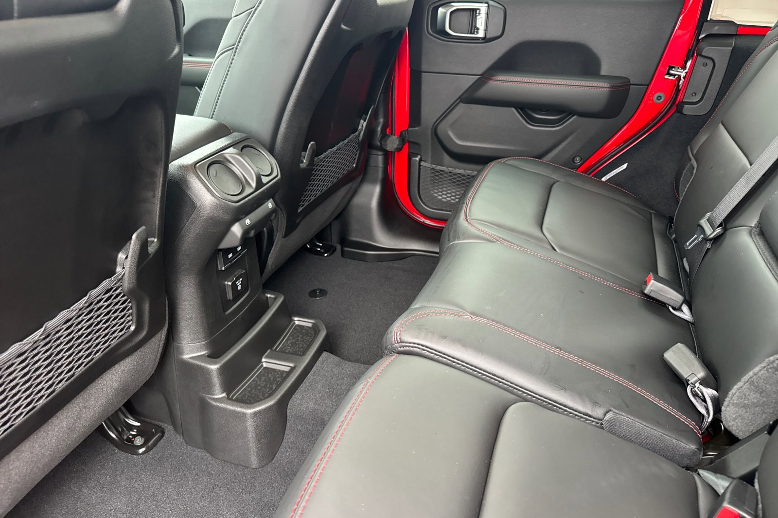 New 2026 Jeep Wrangler Unlimited Rubicon image 11