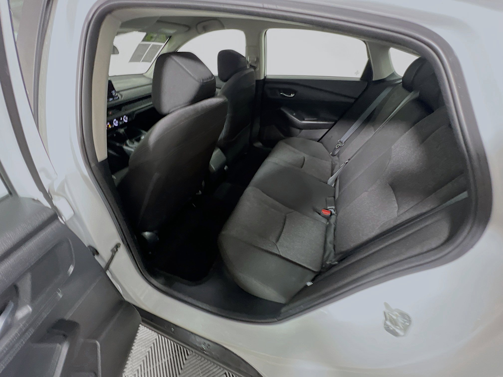Used 2023 Honda Accord LX image 29