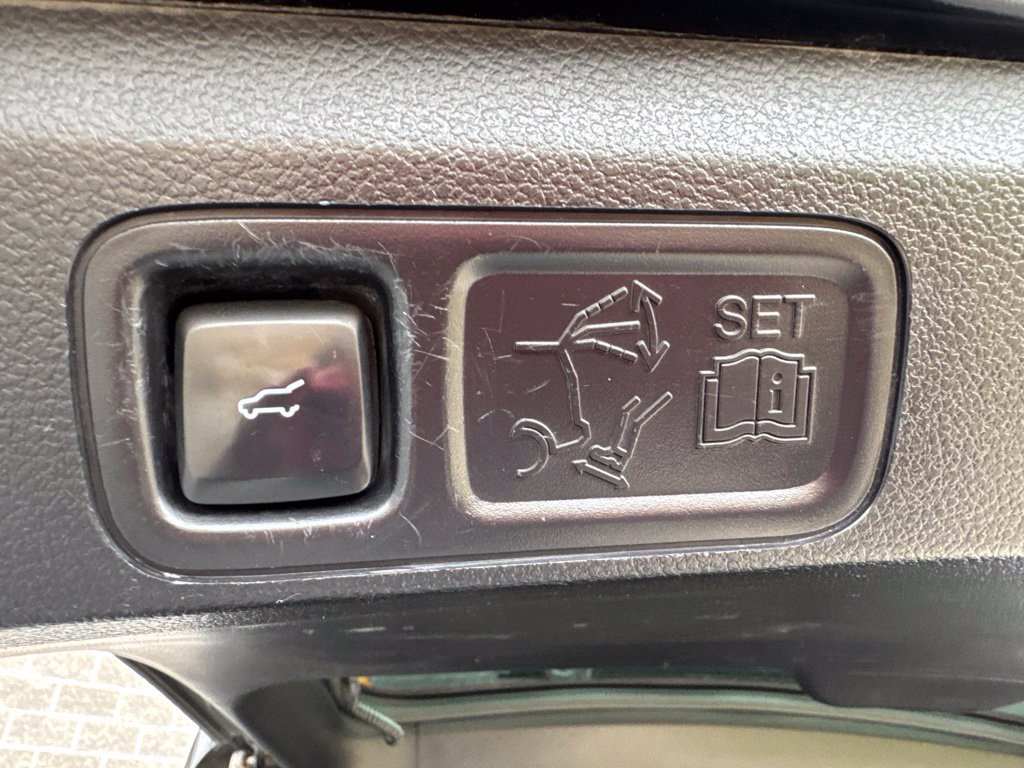 Used 2018 Lincoln Navigator Reserve AWD/4WD image 36