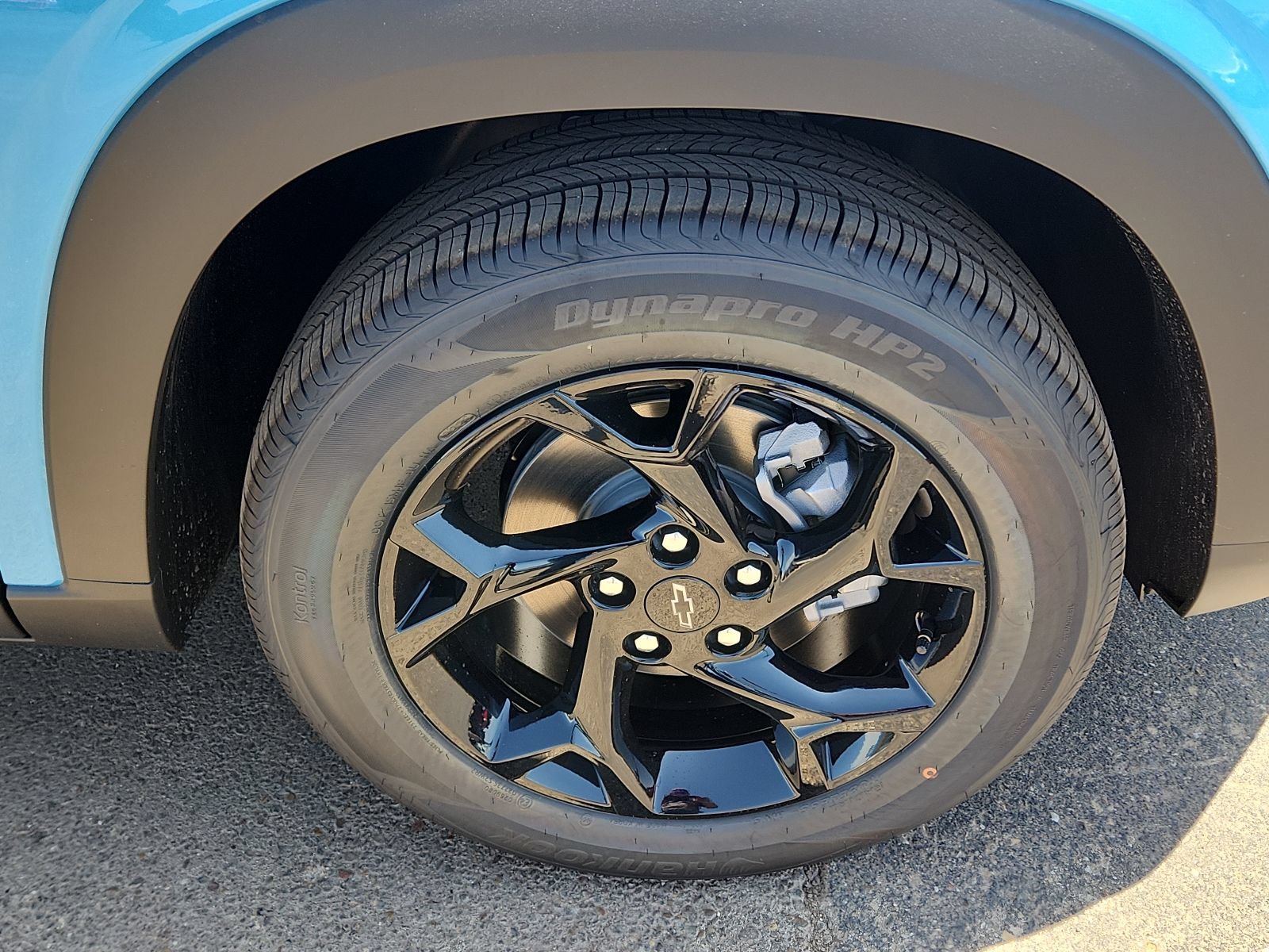 New 2026 Chevrolet Trax LT w/ Midnight Edition FWD image 7