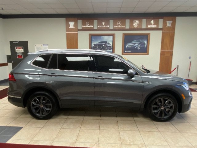 Used 2023 Volkswagen Tiguan SE FWD image 5