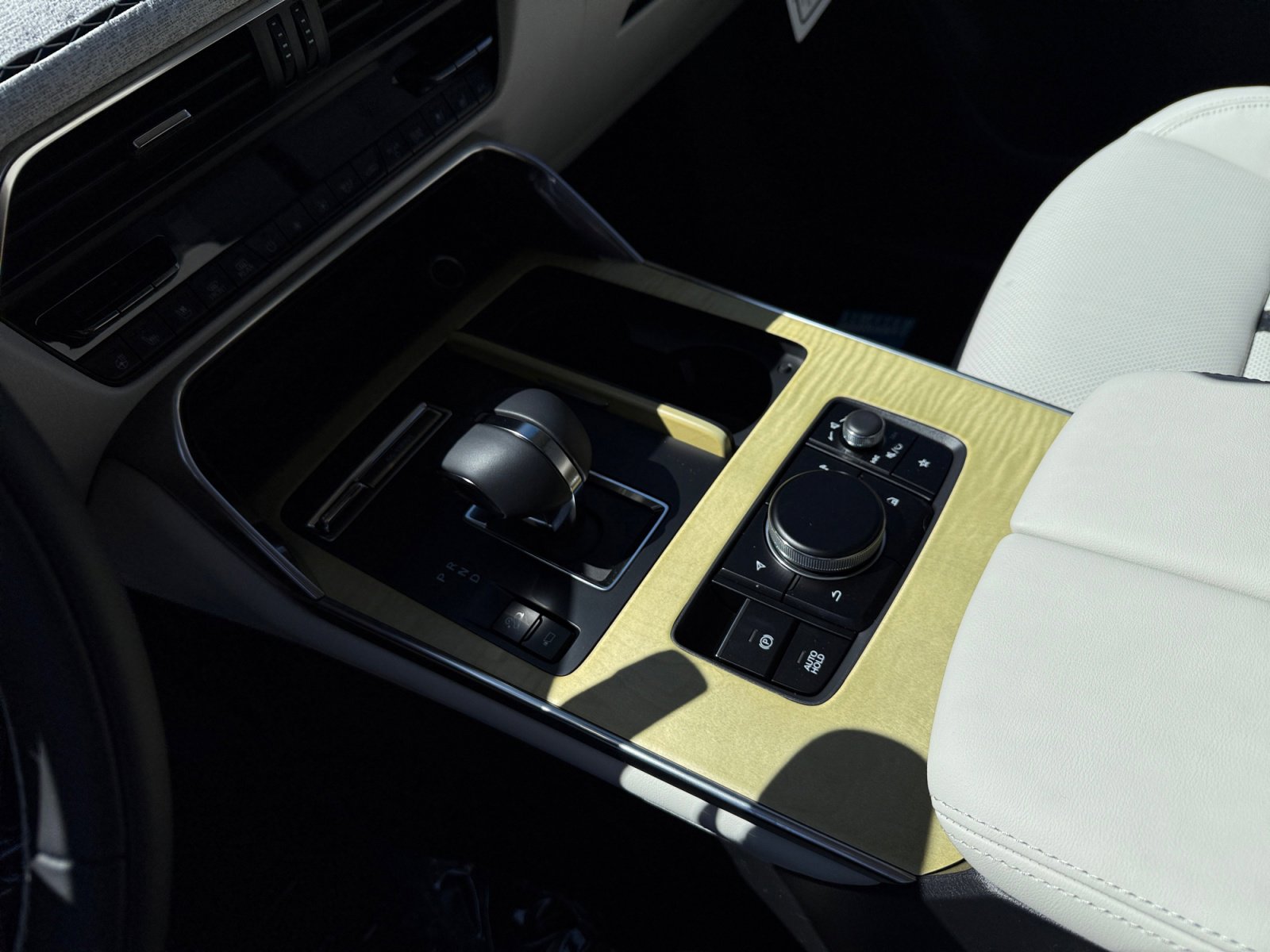 New 2026 MAZDA CX-90 3.3 Turbo S w/ Premium Plus AWD/4WD image 13