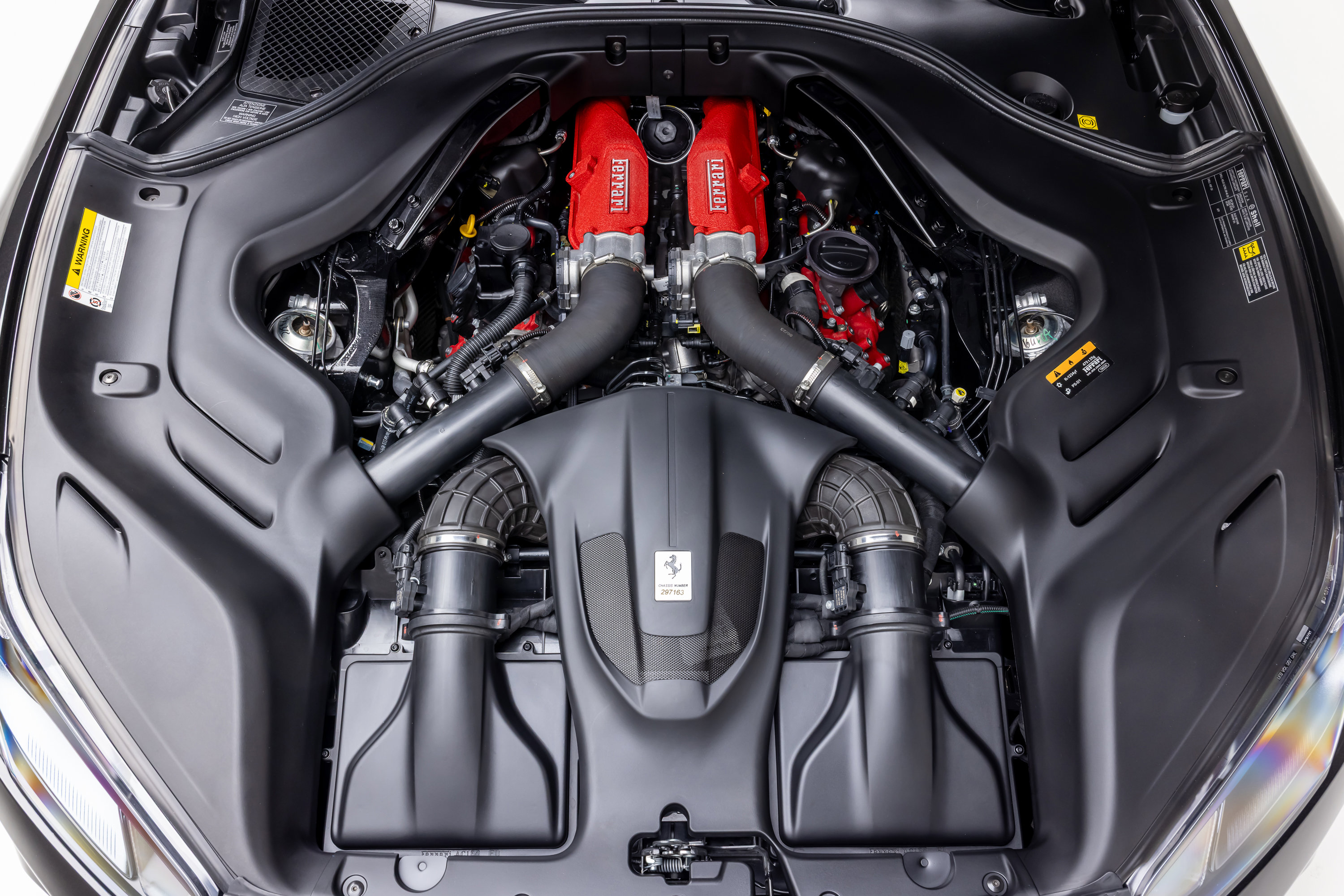 Certified 2023 Ferrari Portofino M RWD image 18