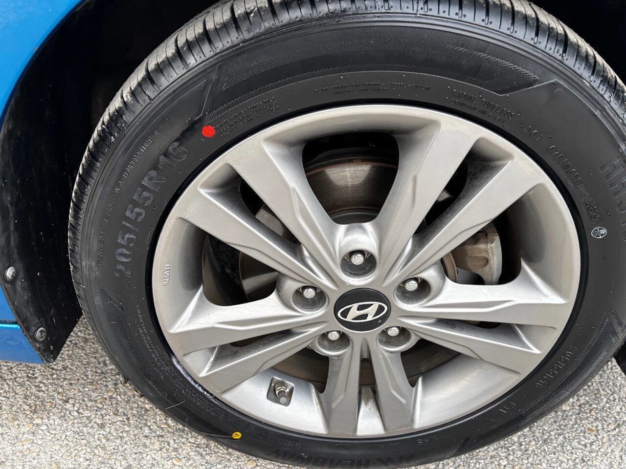 Used 2017 Hyundai Elantra Value Edition image 41