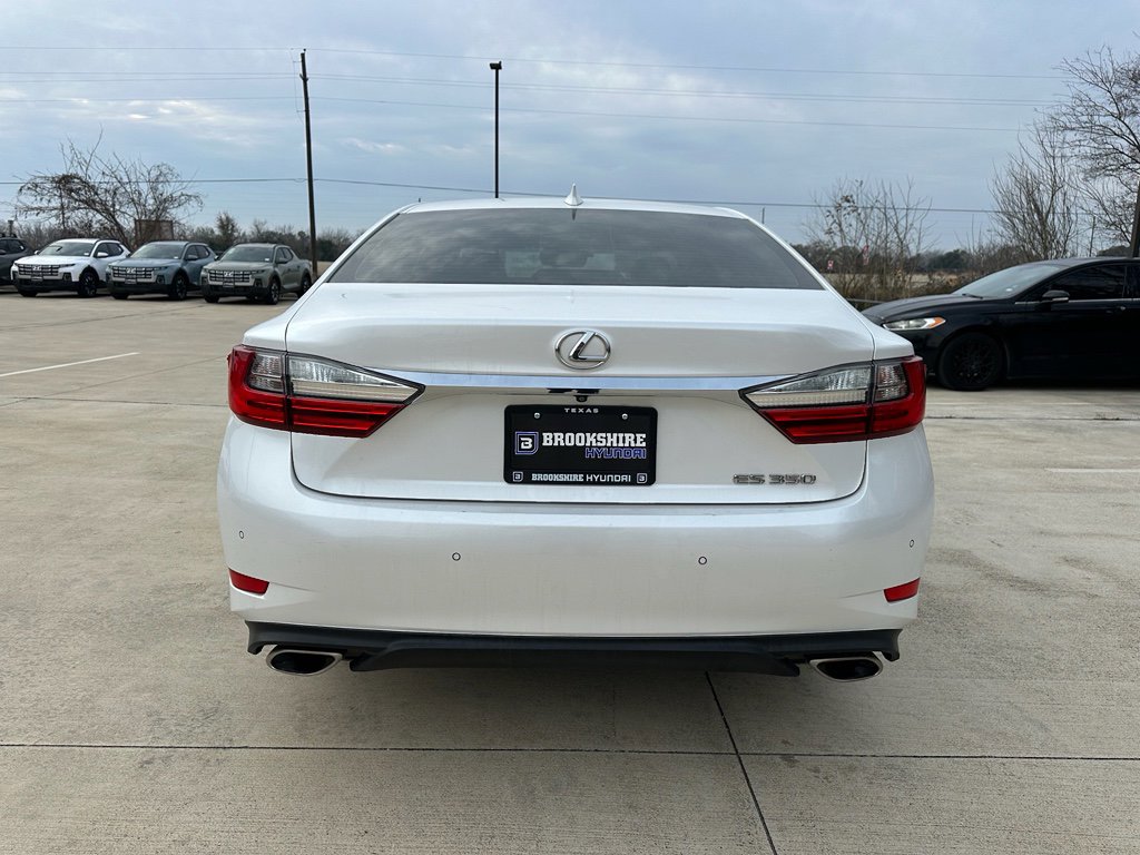 Used 2018 Lexus ES 350 w/ Luxury Package w/Wood Trim image 6