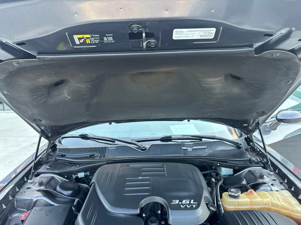 Used 2017 Dodge Challenger SXT w/ Super Sport Group (SS/T) RWD image 27