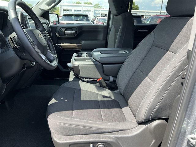Used 2022 Chevrolet Silverado 1500 LT image 13