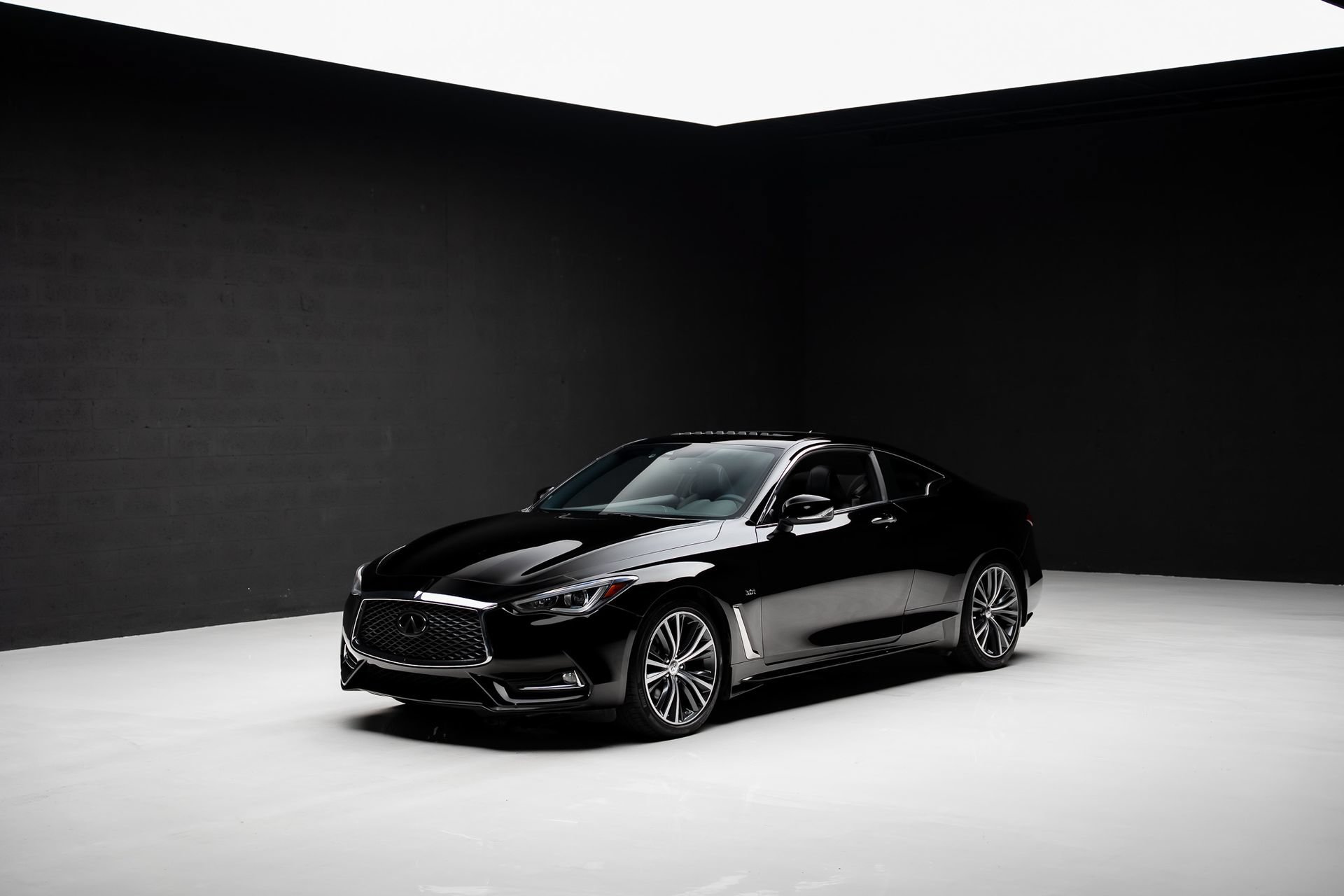 Used 2019 INFINITI Q60 3.0t Luxe AWD/4WD image 4