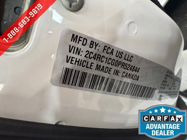 Used 2023 Chrysler Voyager LX image 28