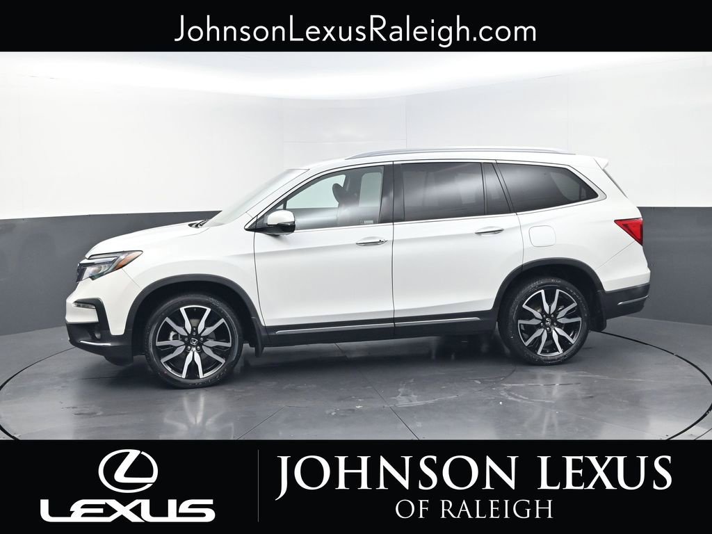 Used 2021 Honda Pilot Touring image 2