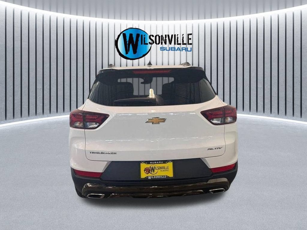 Used 2023 Chevrolet TrailBlazer ACTIV w/ Sun and Liftgate Package FWD image 5