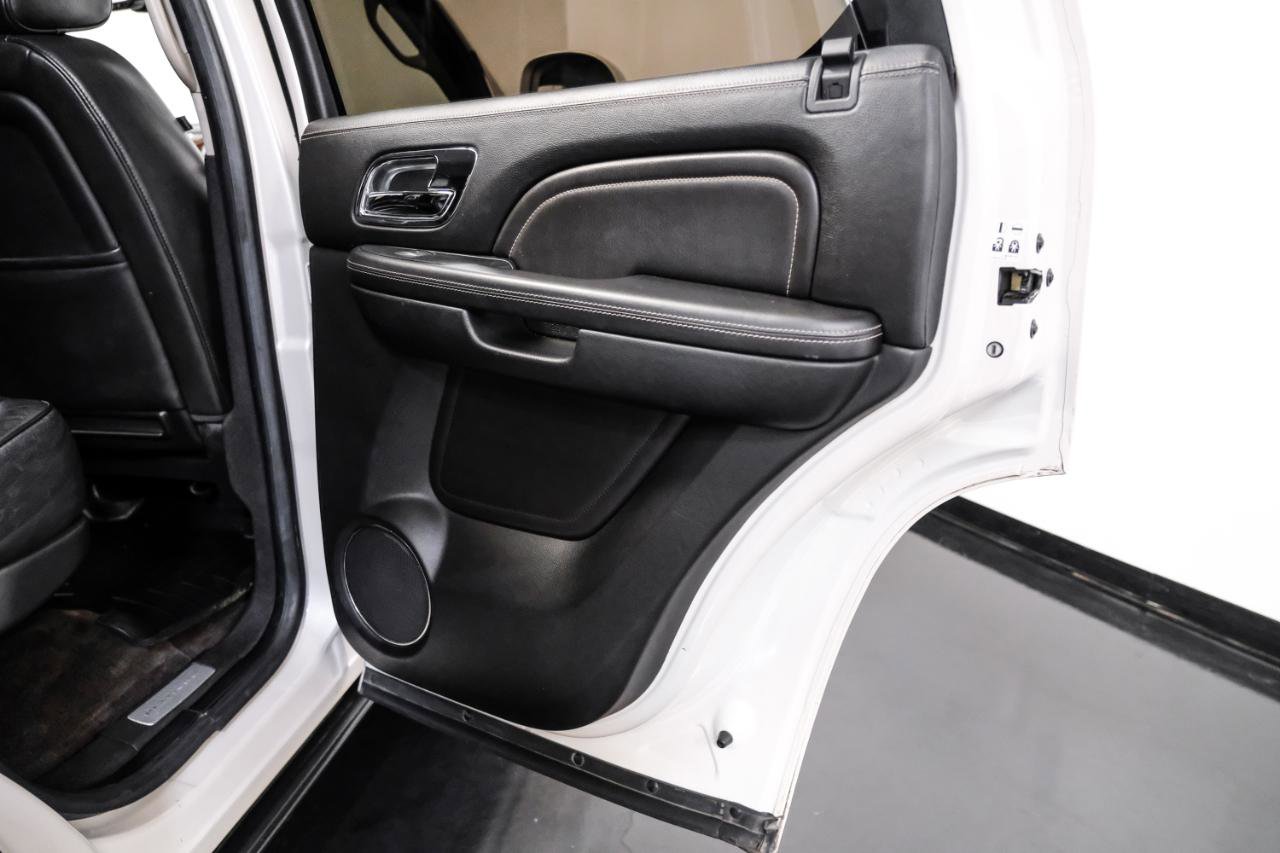 Used 2013 Cadillac Escalade Platinum RWD image 59