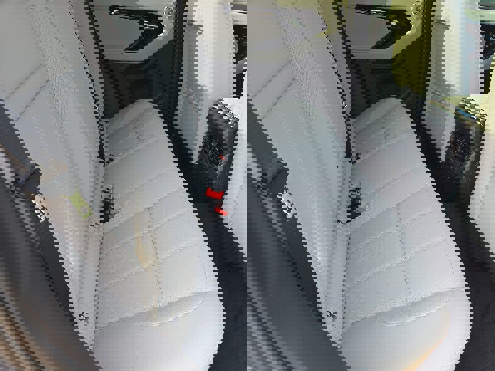 Used 2025 Land Rover Range Rover Evoque S image 20