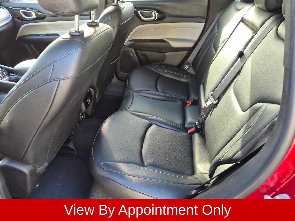 Used 2025 Jeep Compass Limited AWD/4WD image 28